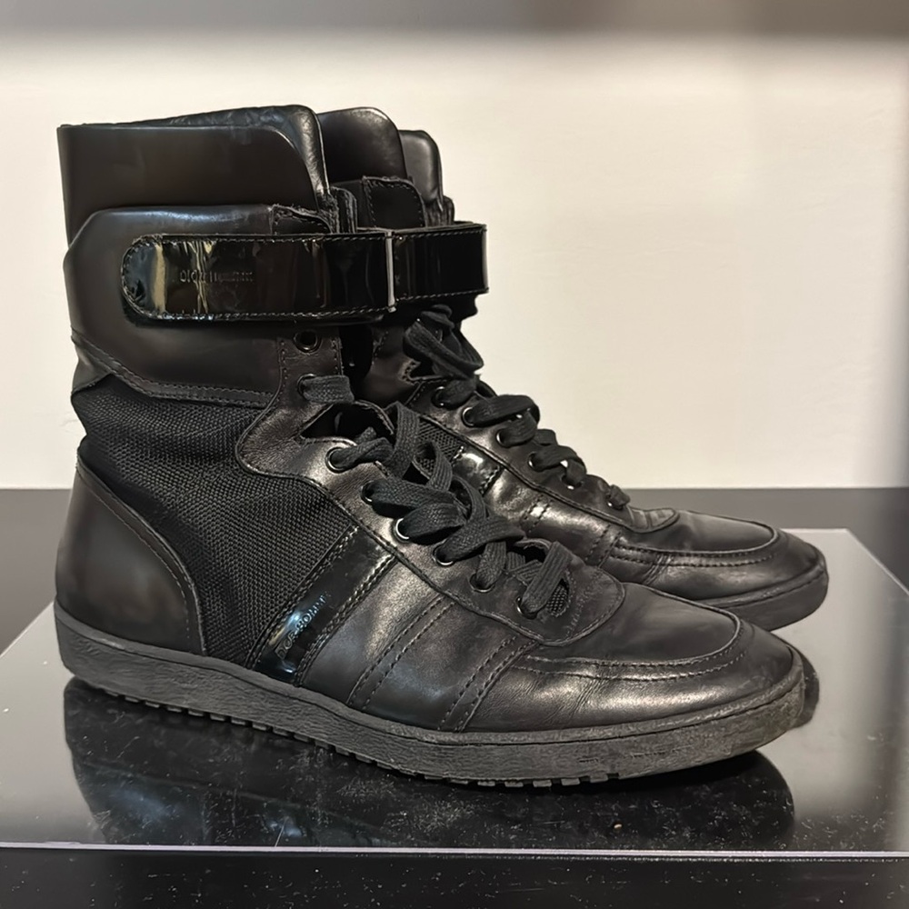 Limited edition 2007 Dior boots in leather, patent leather and mesh